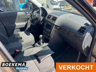 Skoda Yeti 1.8 TSI Ambition 4x4 Navi Trekhaak Airco picture 15