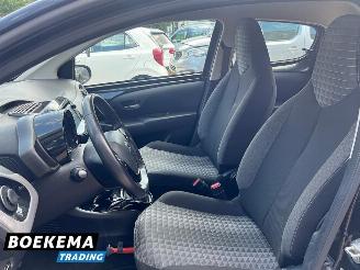Peugeot 108 1.0 e-VTi Allure Cruise-Control Airco Elektrische ramen picture 15