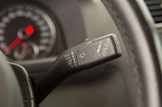 Volkswagen Touran 1.2 TSI Airco picture 13