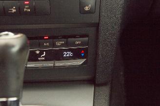 Mercedes E-klasse E200 Coupé Motorschade picture 20