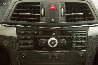 Mercedes E-klasse E200 Coupé Motorschade picture 11