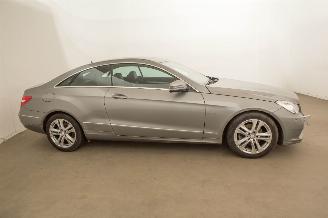 Mercedes E-klasse E200 Coupé Motorschade picture 37