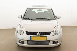Suzuki Swift 1.3 Shogun picture 31