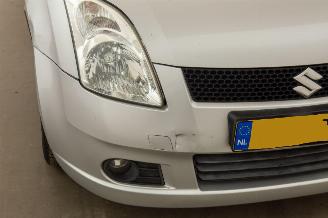 Suzuki Swift 1.3 Shogun picture 30