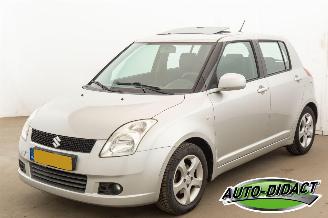 uszkodzony samochody osobowe Suzuki Swift 1.3 Shogun 2006/4