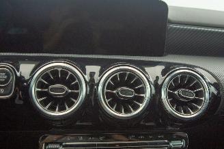Mercedes A-klasse A180 Motor loopt Luxury Line Automaat Koppakking defect picture 7