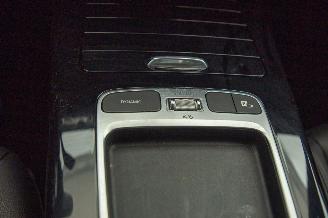 Mercedes A-klasse A180 Motor loopt Luxury Line Automaat Koppakking defect picture 16