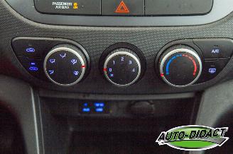 Hyundai I-10 1.0i Airco 87.114 km Comfort picture 8