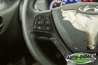 Hyundai I-10 1.0i Airco 87.114 km Comfort picture 10