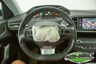 Peugeot 308 1.2 PureTech 76.699 km picture 9