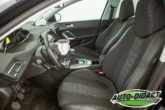 Peugeot 308 1.2 PureTech 76.699 km picture 31