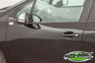 Peugeot 208 1.2 Airco picture 28