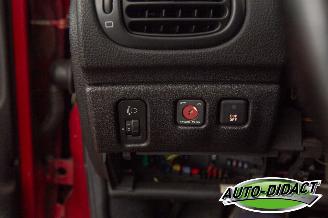 Peugeot 206 CC 2.0-16V Cabrio picture 14