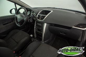 Peugeot 207 SW 1.6 VTi XS Première picture 15