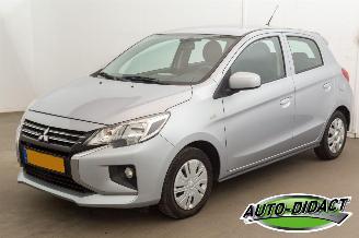 krockskadad bil auto Mitsubishi Space-star 1.0 Cool+ 97.821 km Airco 2020/11