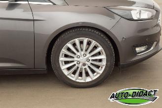 Ford Focus 1.5 Clima Navi Titanium Edition picture 35