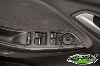 Ford Focus 1.5 Clima Navi Titanium Edition picture 14
