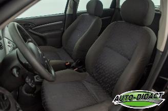 Ford Focus 1.4-16V Trend Airco picture 22