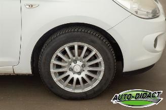 Hyundai I-20 1.2i i-Motion Airco picture 28