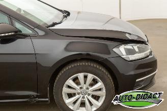 Volkswagen Golf 1.0 TSI Clima Navi Camera picture 37