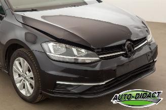 Volkswagen Golf 1.0 TSI Clima Navi Camera picture 36