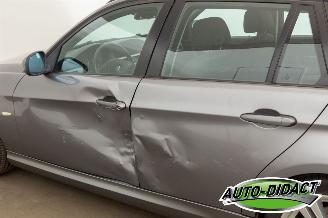 BMW 3-serie 318i Automaat Clima Navi Business Line picture 32