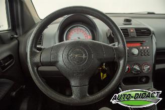 Opel Agila 1.0 Essentia picture 5