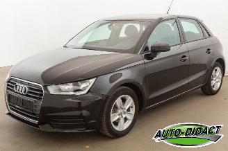 Damaged car Audi A1 1.0 TFSI Airco Navi 2017/3