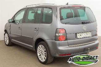 Volkswagen Touran 1.9 TDI Automaat 7persoons Clima picture 3