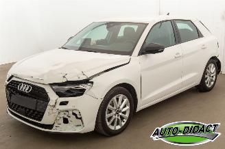 krockskadad bil auto Audi A1 1.0 TFSI Automaat 40.606 km Digi Dash Clima 2022/4