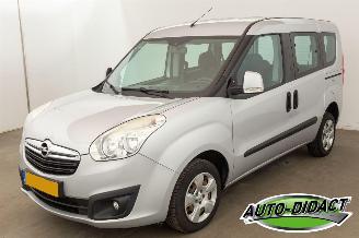 Voiture accidenté Opel Combo Tour 1.6 CDTI L1H1 Edition 2016/1