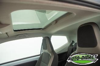 Volkswagen Up! 1.0 high up! Airco Pano BlueMotion picture 24