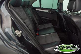 Mercedes C-klasse 180 CDI Airco Navi picture 21