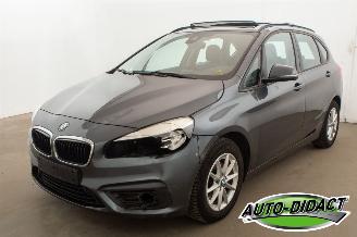uszkodzony samochody osobowe BMW 2-serie 216d Clima Navi Pano Active Tourer 2015/8