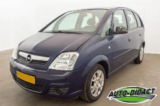 krockskadad bil auto Opel Meriva 1.4-16V Airco Selection 2009/3