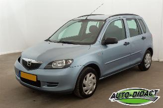 krockskadad bil auto Mazda 2 1.4 Automatic 95.574 KM Nap  Airco 2004/5