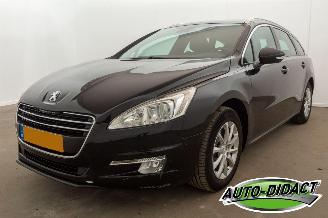 Voiture accidenté Peugeot 508 Pano 1.6 THP 115 kW Blue Lease Executive 2012/3