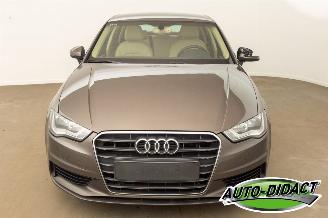 Audi A3 1.6 TDI Clima Navi Leder Ambiente picture 38