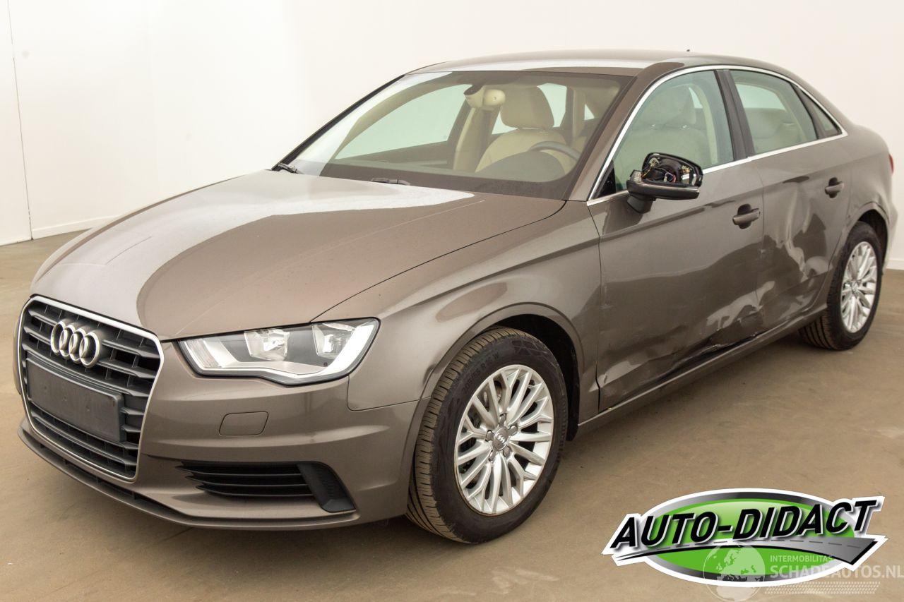 Audi A3 1.6 TDI Clima Navi Leder Ambiente