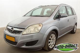 krockskadad bil auto Opel Zafira 1.8 Koppeling matig Temptation 2026/3