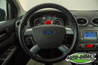 Ford Focus 1.6 Titanium picture 7