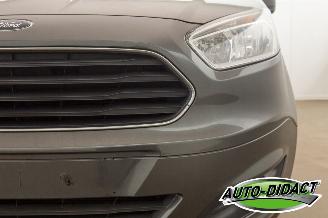 Ford Tourneo Courier 1.0 Titanium 5p Clima Carpas picture 28