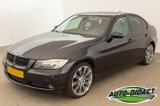 skadebil auto BMW 3-serie 318i Clima Navi 2006/12