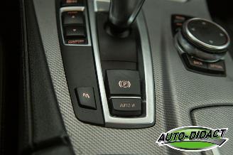 BMW 5-serie 520d  Automaat Pano Clima Navi Leder High Executive picture 11