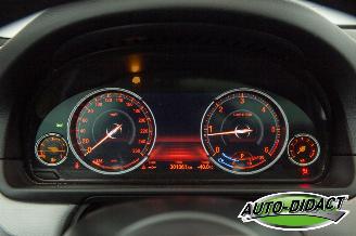 BMW 5-serie 520d  Automaat Pano Clima Navi Leder High Executive picture 6