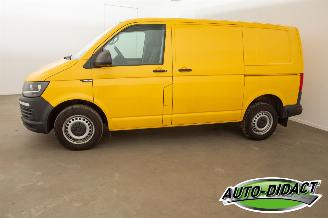 Volkswagen Transporter 2.0 TDI L1H2 Highline Airco picture 31