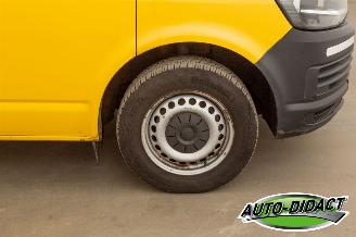 Volkswagen Transporter 2.0 TDI L1H2 Highline Airco picture 26
