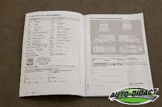 Volkswagen Transporter 2.0 TDI L1H2 Highline Airco picture 23