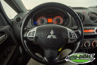 Mitsubishi Colt 1.3 Airco Edition Two picture 5