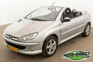 Auto incidentate Peugeot 206 CC 1.6-16V 98.259 km Clima Quiksilver 2004/7